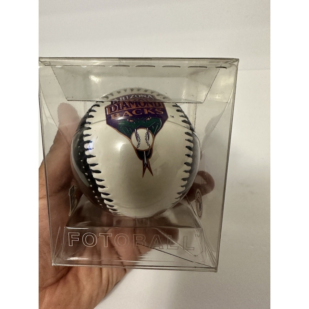1998 Randy Johnson‎ commemorative baseball - Picture 4 of 8
